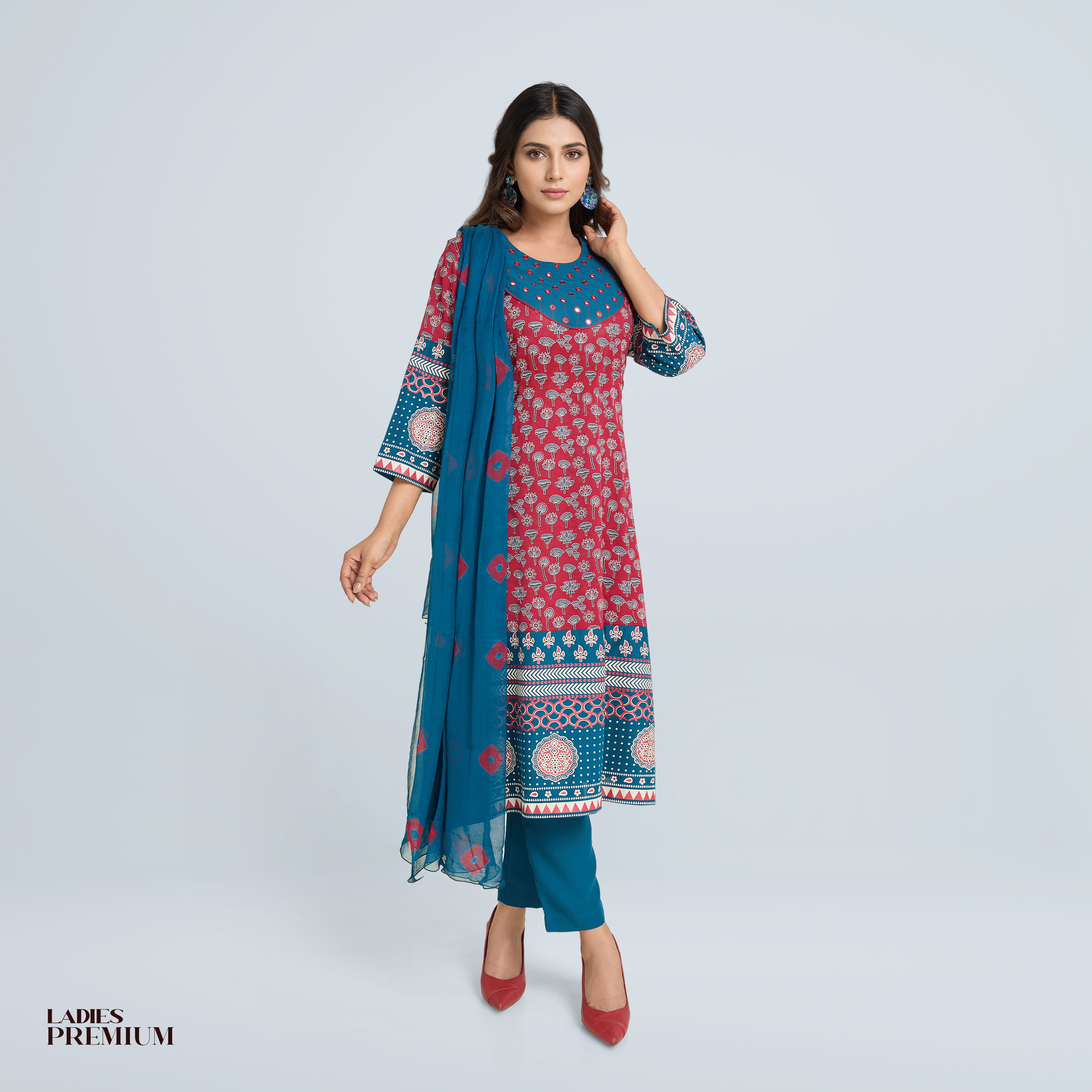 Womens Premium Salwar Kameez [3pcs] - Rozena